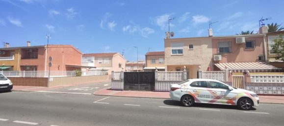 3 Schlafzimmer Haus in Torrevieja, Spain, Nr. 146805 2