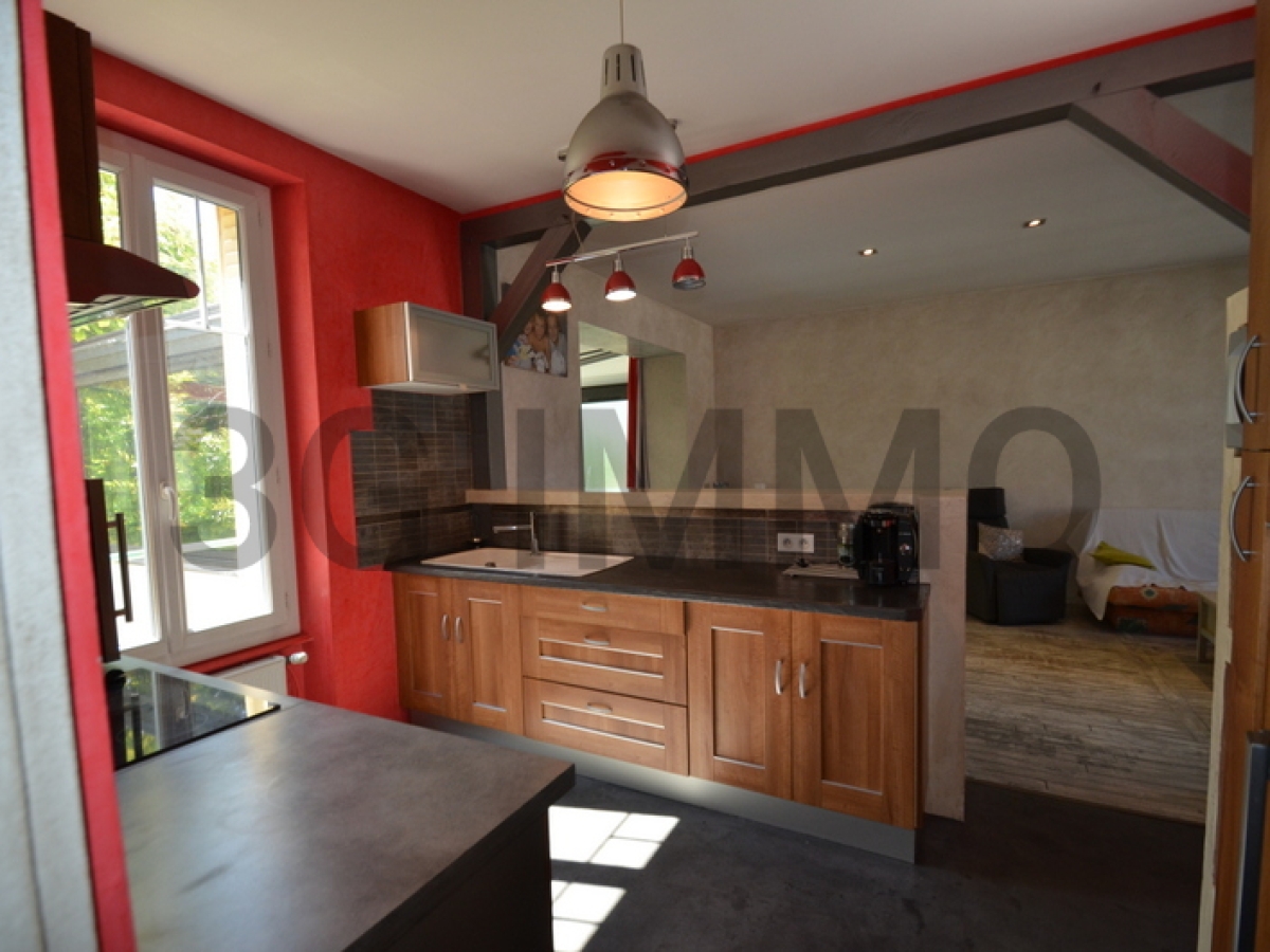 4 Schlafzimmer Villa in Montlucon, France, Nr. 202818