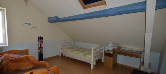 4 Schlafzimmer Villa in Montlucon, France, Nr. 202818 12