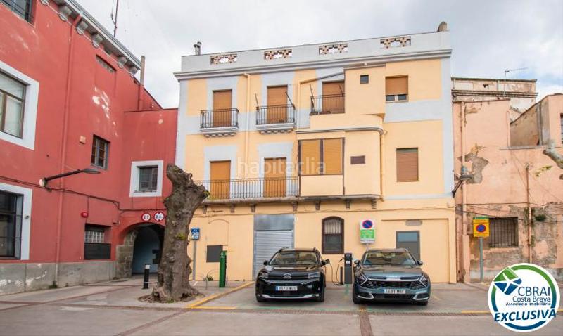 5 bedrooms Building in Girona, Spain No. 160626