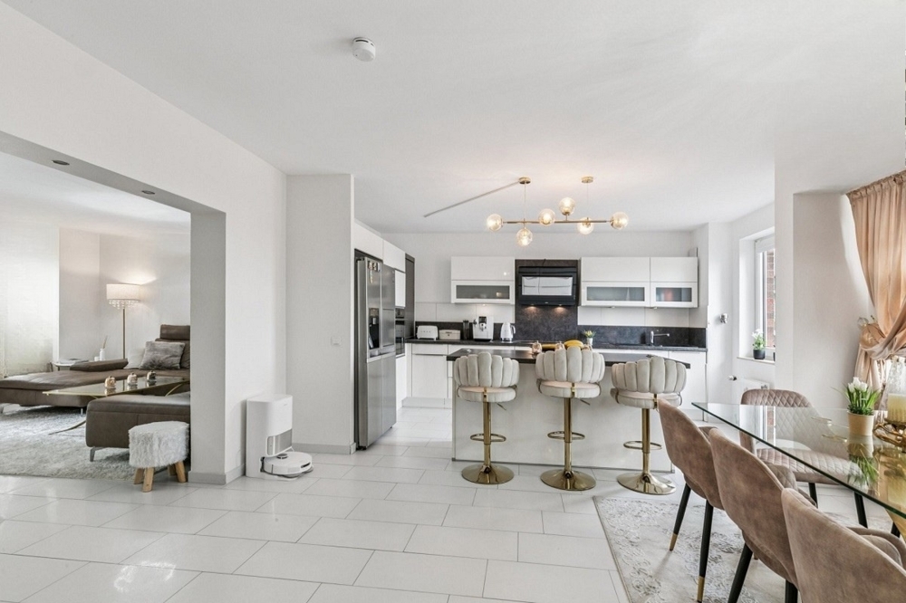 3 bedrooms Apartment in Rhein-Sieg, Germany No. 353880