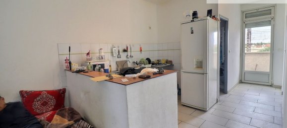 2 bedrooms Apartment in Lunel, France No. 83014 3