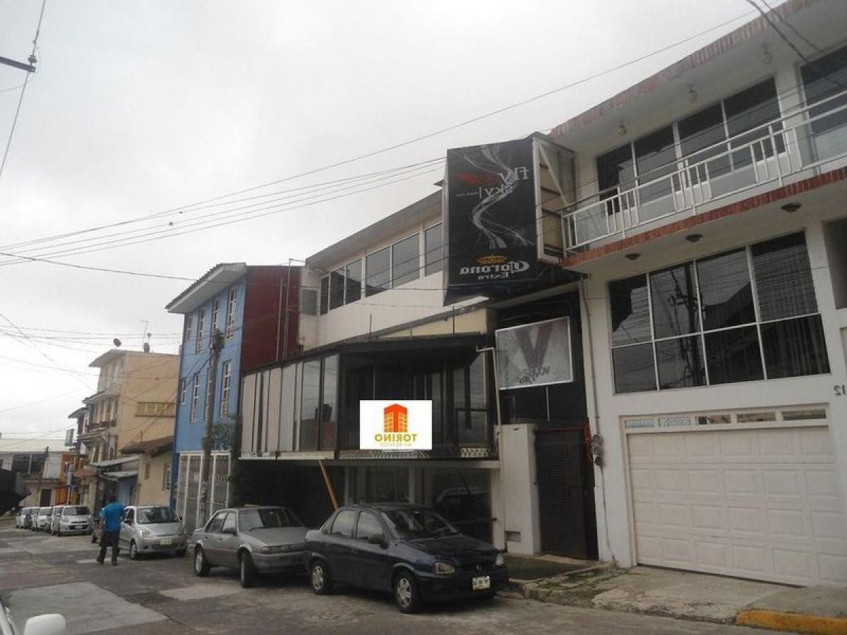 400m² Building in Veracruz, Mexico No. 202203