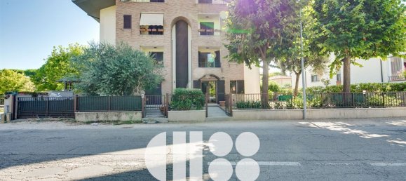 5-salle Maison à Cesenatico, Italy No. 310273 2