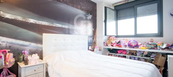 Apartamento de 3 dormitorios en Valencia, Spain No. 82415 26