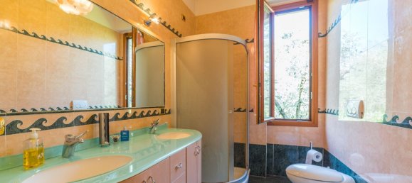 9 rooms Villa in Rignano sull'Arno, Italy No. 45372 25