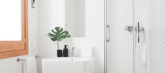 4 bedrooms Apartment in Madrid, Spain No. 23018 9