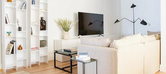 4 bedrooms Apartment in Madrid, Spain No. 23018 13