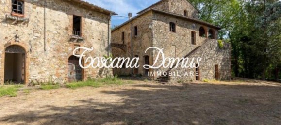 5غرفة شقة في Castelnuovo Berardenga, Italy رقم 22188 2