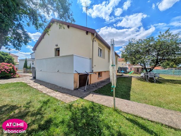 Casa de 3 dormitorios en Auboue, France No. 311773