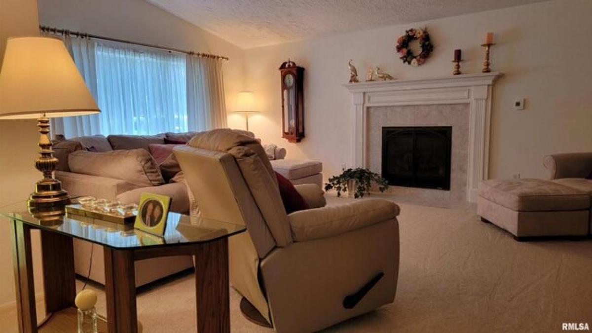 3 bedrooms House in Sherrard, USA No. 378092