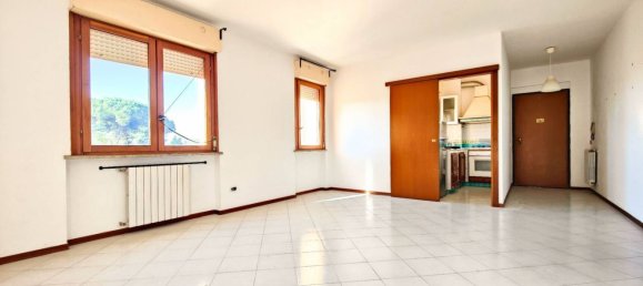 4-salle Appartement à Vecchiano, Italy No. 49077 6