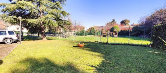 4-salle Appartement à Vecchiano, Italy No. 49077 28