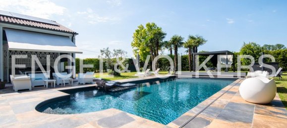 8 bedrooms Villa in Selvazzano Dentro, Italy No. 362599 25