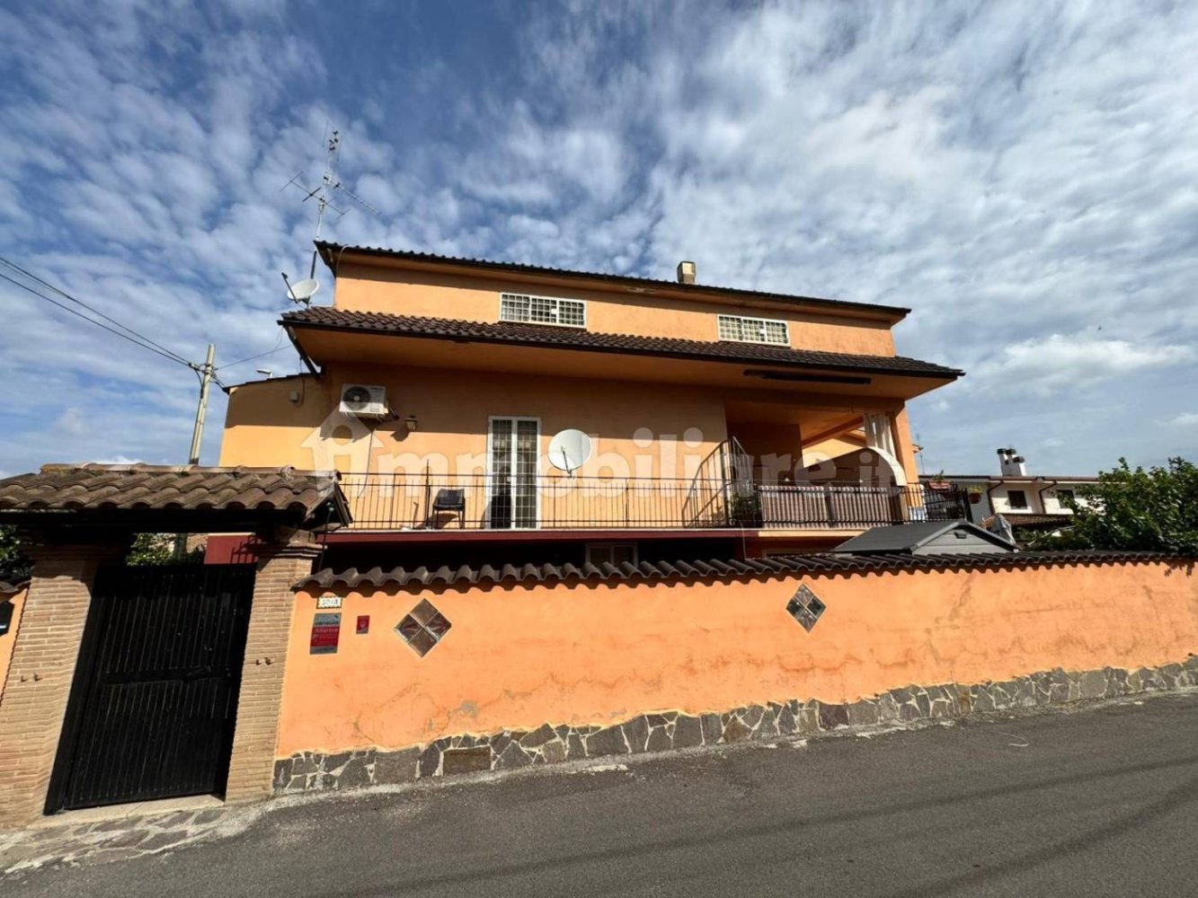 1 bedroom Apartment in Rome, Italy No. 391347