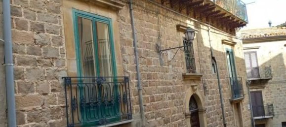 7-salle Appartement à Mistretta, Italy No. 151216 14