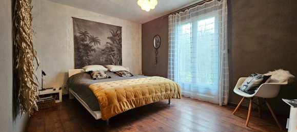 5 غرف نوم منزل في Yevres, France رقم 88055 20