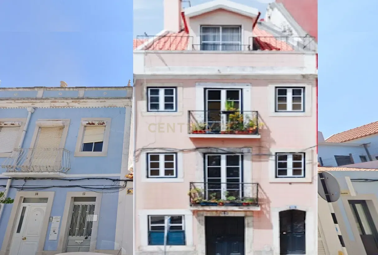 Bâtiment à Montijo, Portugal 120m² No. 236795