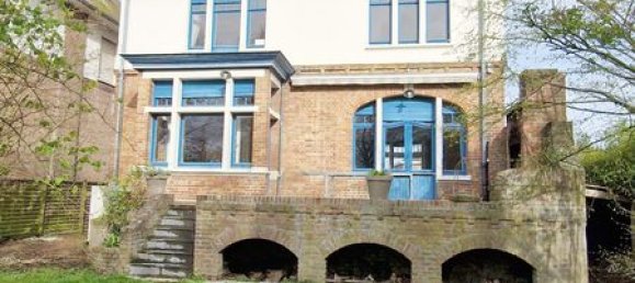 Casa de 8 dormitorios en Roncq, France No. 69097 9