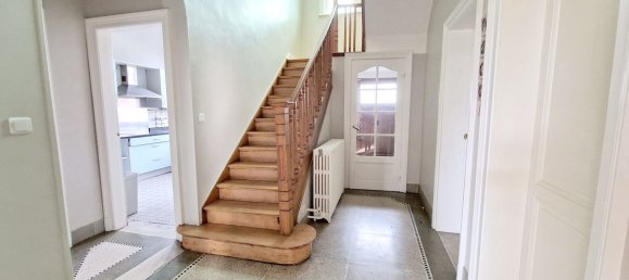 Casa de 8 dormitorios en Roncq, France No. 69097 5