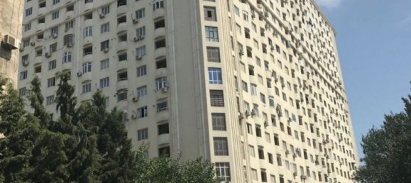 3 bedrooms Apartment in Baku, Azerbaijan No. 1661 37