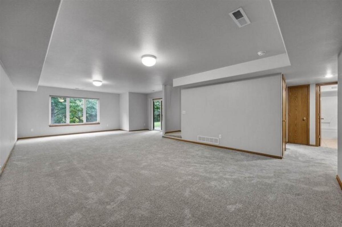 3 bedrooms House in Iowa City, USA No. 434179