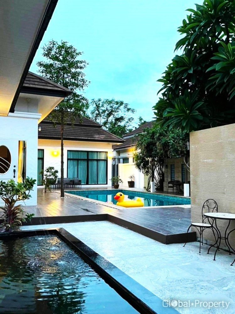 7 chambres house à vendre à Pattaya, Chonburi, Eastern Thailand, Thailand № 61467
