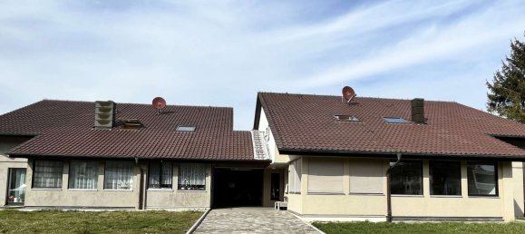 20 bedrooms Townhouse in Biberach, Germany No. 98053 47