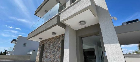 Propiedad comercial de 3 dormitorios en Moni, Cyprus No. 71637 5