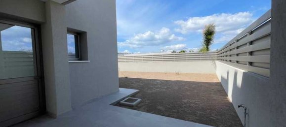 Propiedad comercial de 3 dormitorios en Moni, Cyprus No. 71637 7