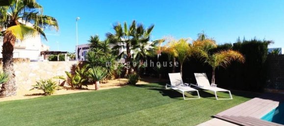 3 bedrooms House in Ciudad Quesada, Spain No. 134568 2