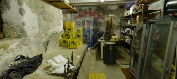  بناية في Luino, Italy 770متر مربع رقم 320729 10