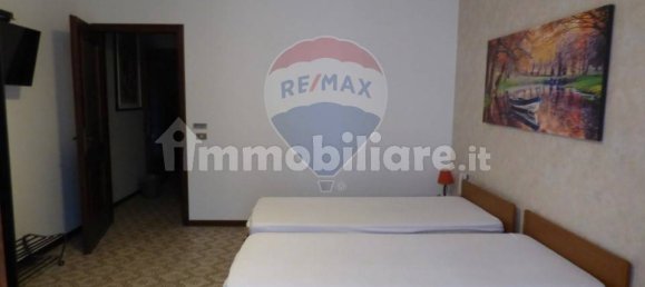  بناية في Luino, Italy 770متر مربع رقم 320729 27