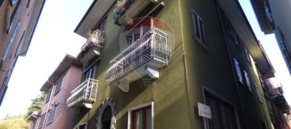  بناية في Luino, Italy 770متر مربع رقم 320729 2