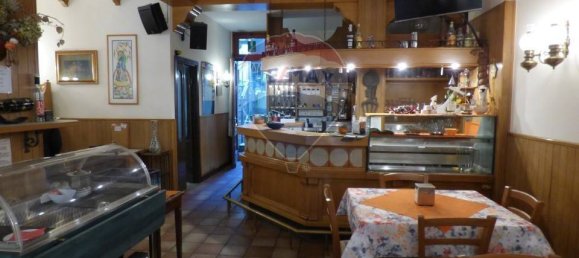  بناية في Luino, Italy 770متر مربع رقم 320729 5