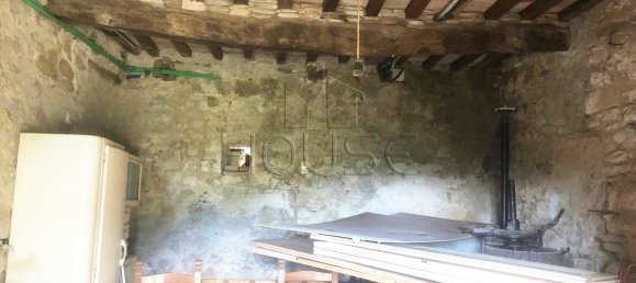 2 Schlafzimmer Haus in Monterchi, Italy, Nr. 151897 10