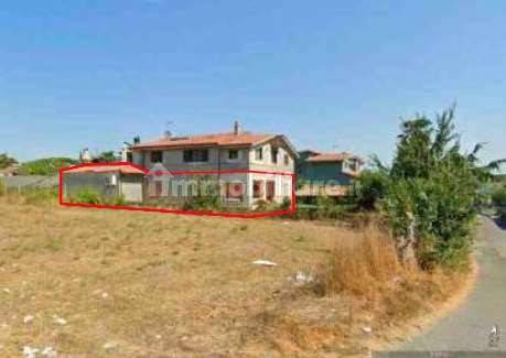 Casa de 5 habitaciónes en Fiumicino, Italy No. 283549