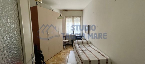 4 rooms Apartment in Taggia, Italy No. 82100 13