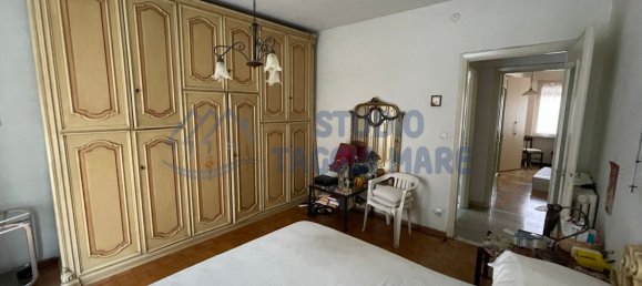 4 rooms Apartment in Taggia, Italy No. 82100 11
