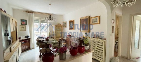 4 rooms Apartment in Taggia, Italy No. 82100 3