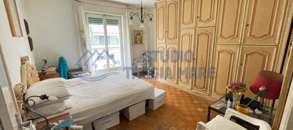 4 rooms Apartment in Taggia, Italy No. 82100 10