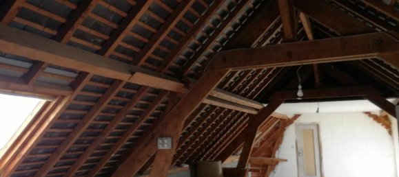 280m² Commercial property in Chisseaux, France No. 82462 11