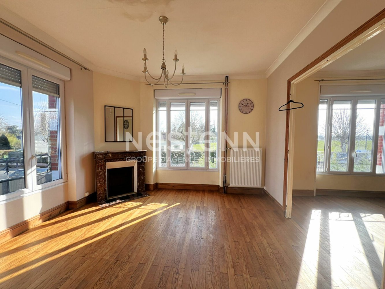 3 chambres Maison à Poulaines, France No. 256383