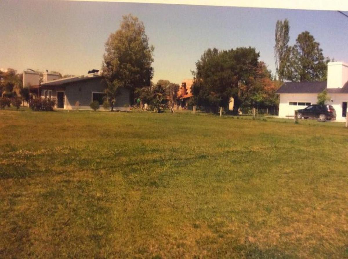 Grundstück in Lobos, Argentina, Nr. 35653