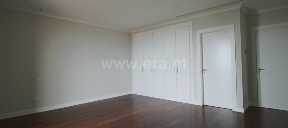 Дом с 3 спальнями в Фуншал, Португалия № 94269 8