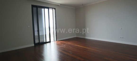 Дом с 3 спальнями в Фуншал, Португалия № 94269 7