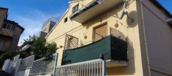 Apartamento de 4 habitaciónes en Pescara, Italy No. 41964 2