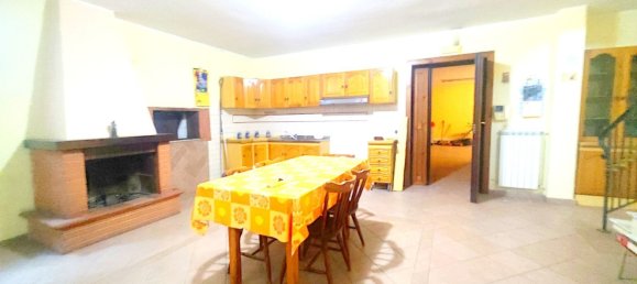 Вилла с 9 комнатами в Теверола, Италия № 78846 24