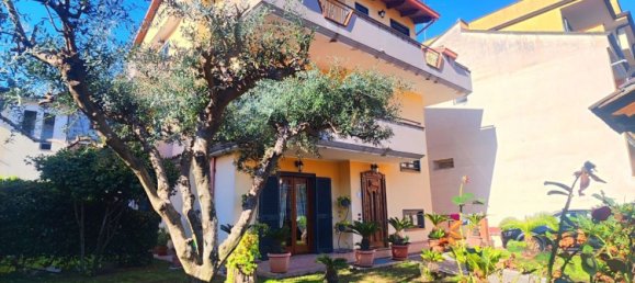 Вилла с 9 комнатами в Теверола, Италия № 78846 31