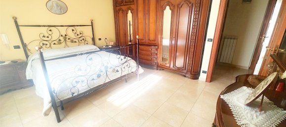 Вилла с 9 комнатами в Теверола, Италия № 78846 11